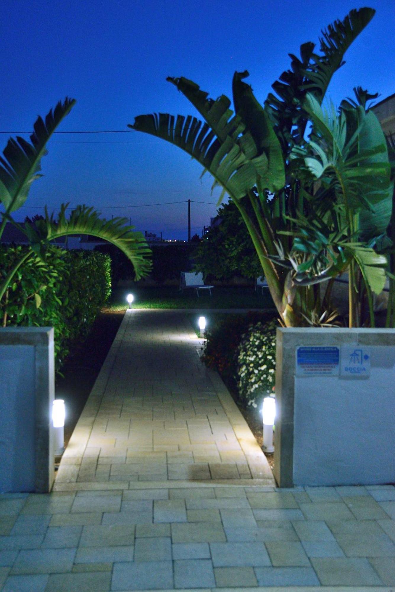 B&B Domus Terra Mare Torre San Giovanni Ugento Exterior photo