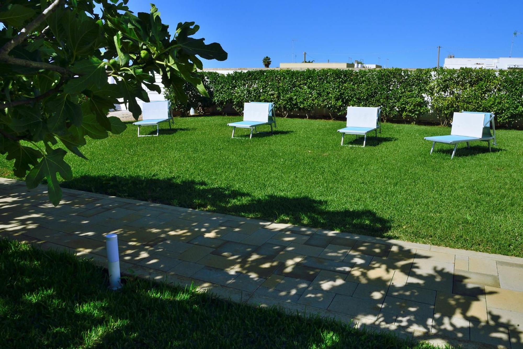 B&B Domus Terra Mare Torre San Giovanni Ugento Exterior photo